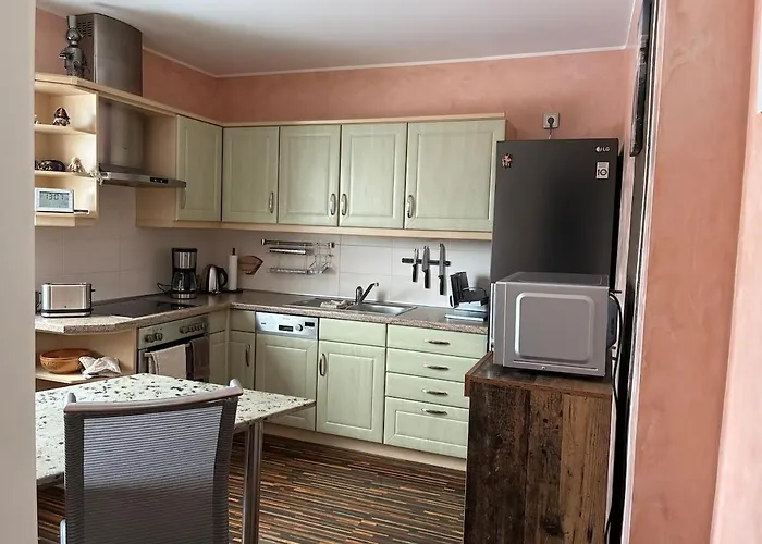 Apartman Ferien- Und Monteurwohnung *